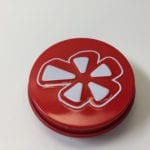 button with yelp logo