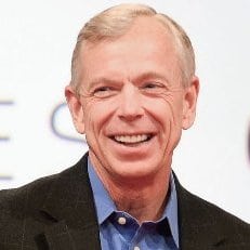 Verizon CEO Lowell McAdam