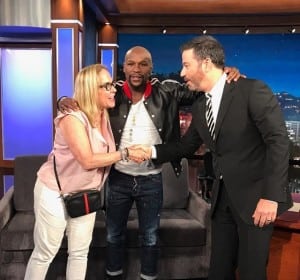 Kimmel and Hits: Kelly Swanson and Floyd Mayweather Jr. meet TV host Jimmy Kimmel. Source: Swanson Communications 