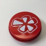 button with yelp logo