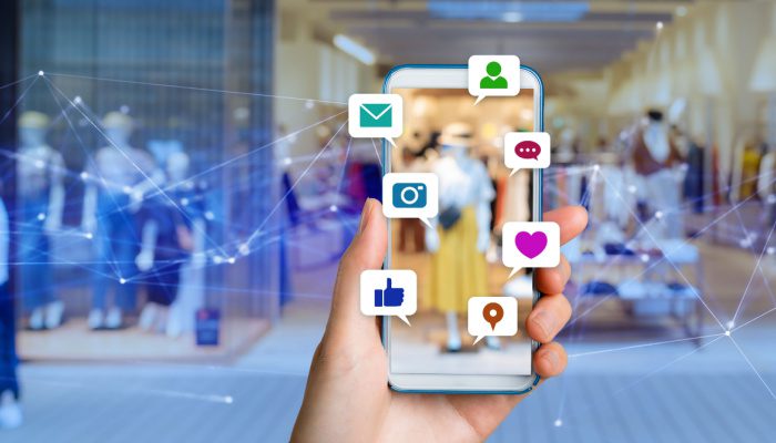 Aligning Brands and Creators to Drive Influencer Marketing and Brand Trust Aligning Brands and Creators to Drive Influencer Marketing and Brand Trust