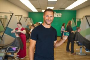 Great Clips and Kirk Cousins Score with Real-Time Trick Play: The Great Clips Hall of Fade