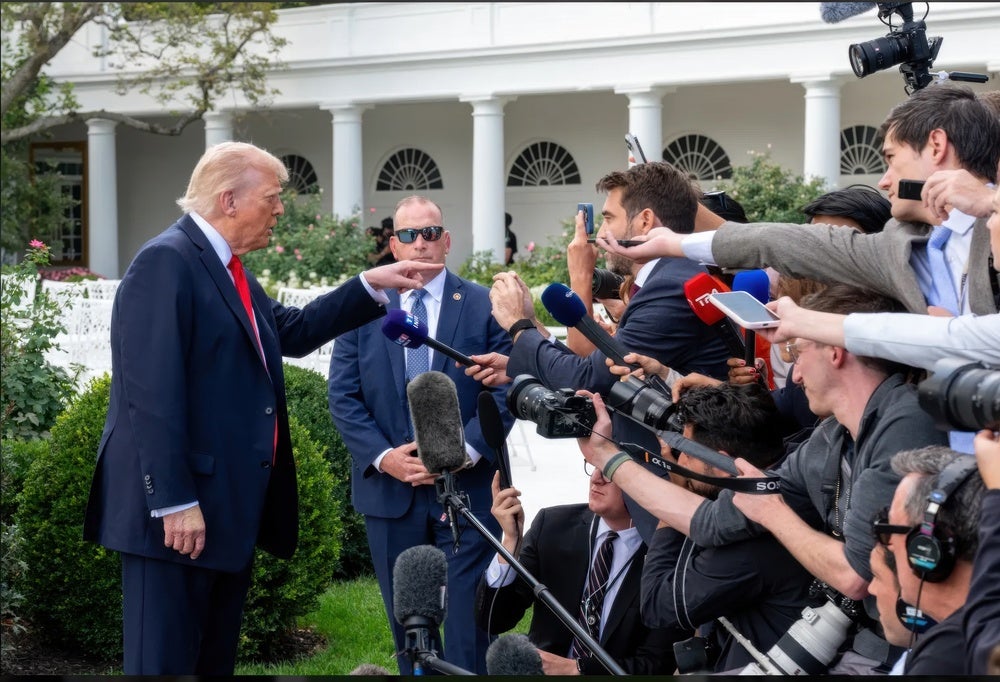 PR Roundup: White House Press Bans Test the Limits of Media Access, DoorDash’s Rare Admission and What Holiday Shoppers Really Want From Brands